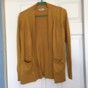 Mustard cardigan with pockets